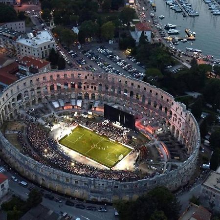 Apartman Adriatic Πούλα Εξωτερικό φωτογραφία