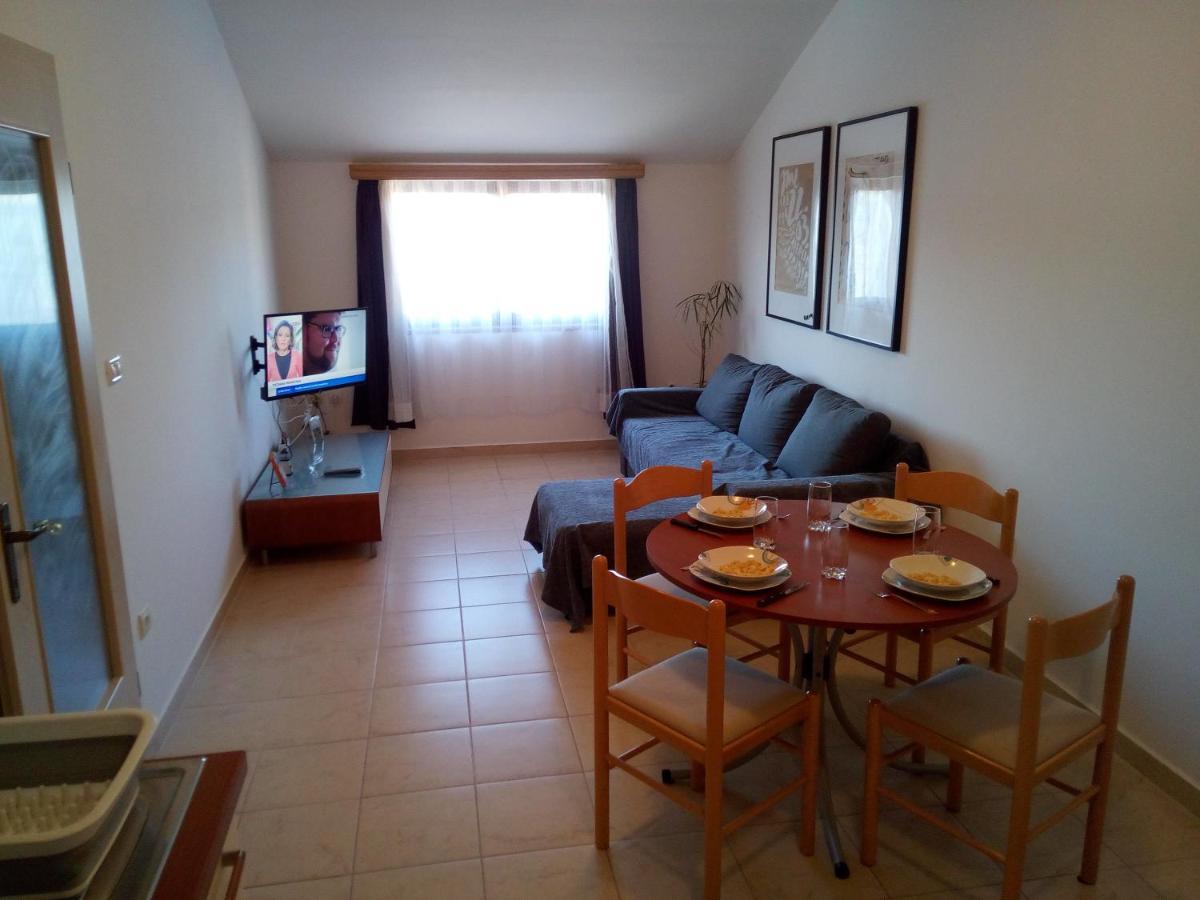 Apartman Adriatic Πούλα Εξωτερικό φωτογραφία
