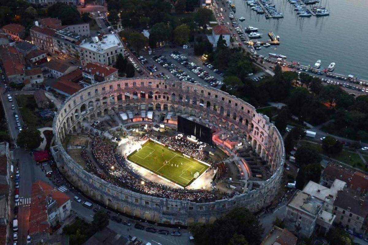 Apartman Adriatic Πούλα Εξωτερικό φωτογραφία