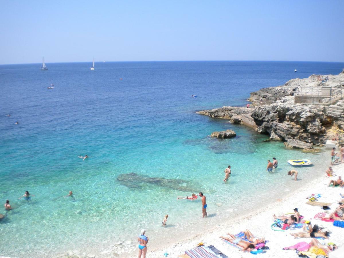 Apartman Adriatic Πούλα Εξωτερικό φωτογραφία