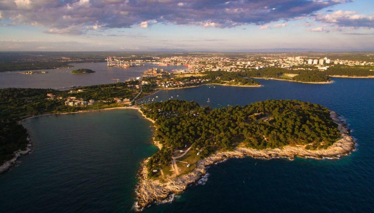 Apartman Adriatic Πούλα Εξωτερικό φωτογραφία